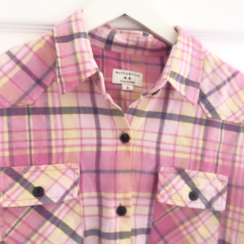 Pink Plaid button shirt size small - Picture 5 of 8